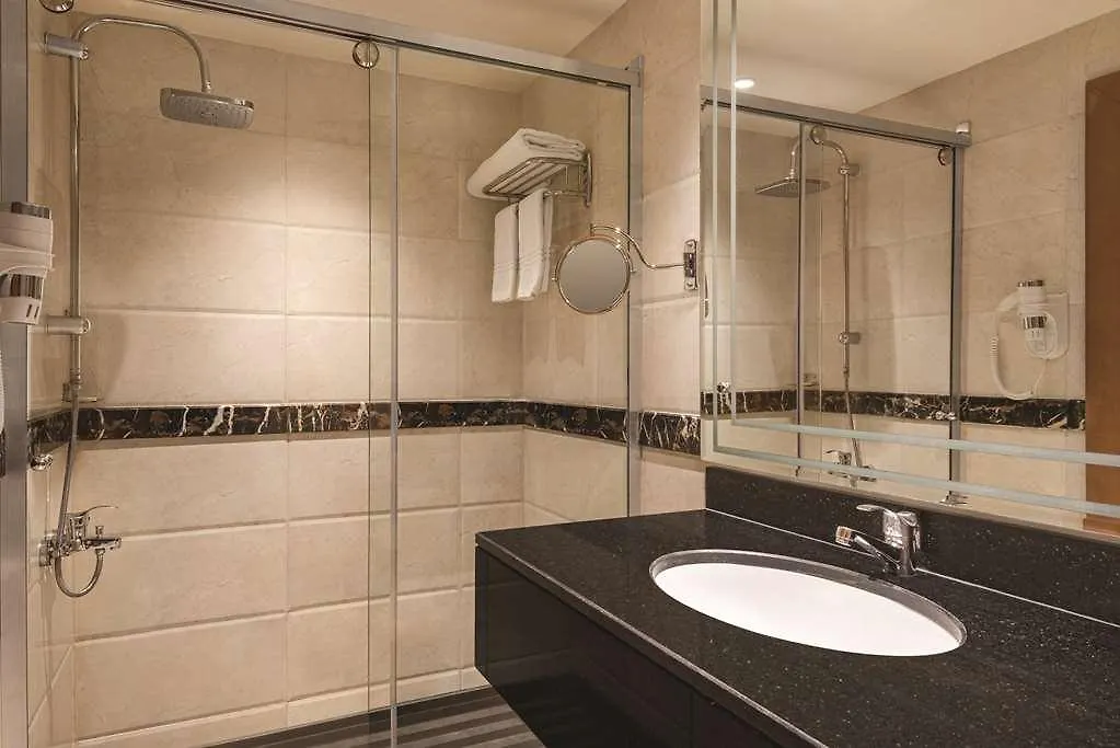 Vivid Jeddah Hotel, A Member Of Radisson Individuals 5*,